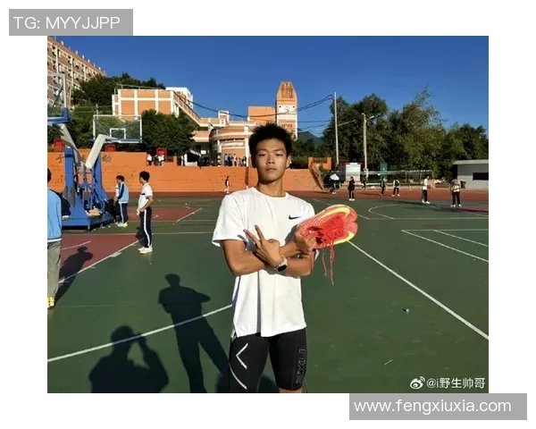 黑皮体育生逆袭成足球明星的励志故事与奋斗历程揭秘